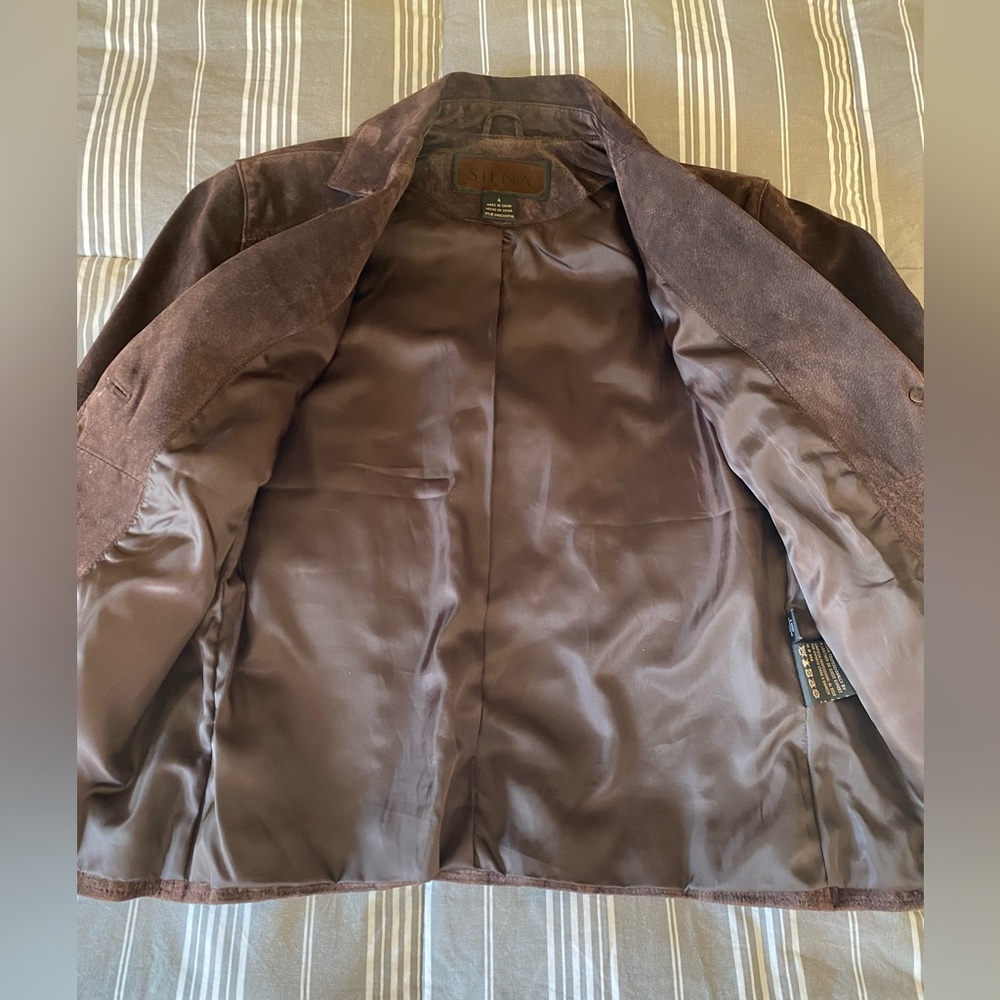 Siena Suede Jacket Womans Size 4 Brown Leather 2 Button Pockets Y2K Vintage - Picture 6 of 16